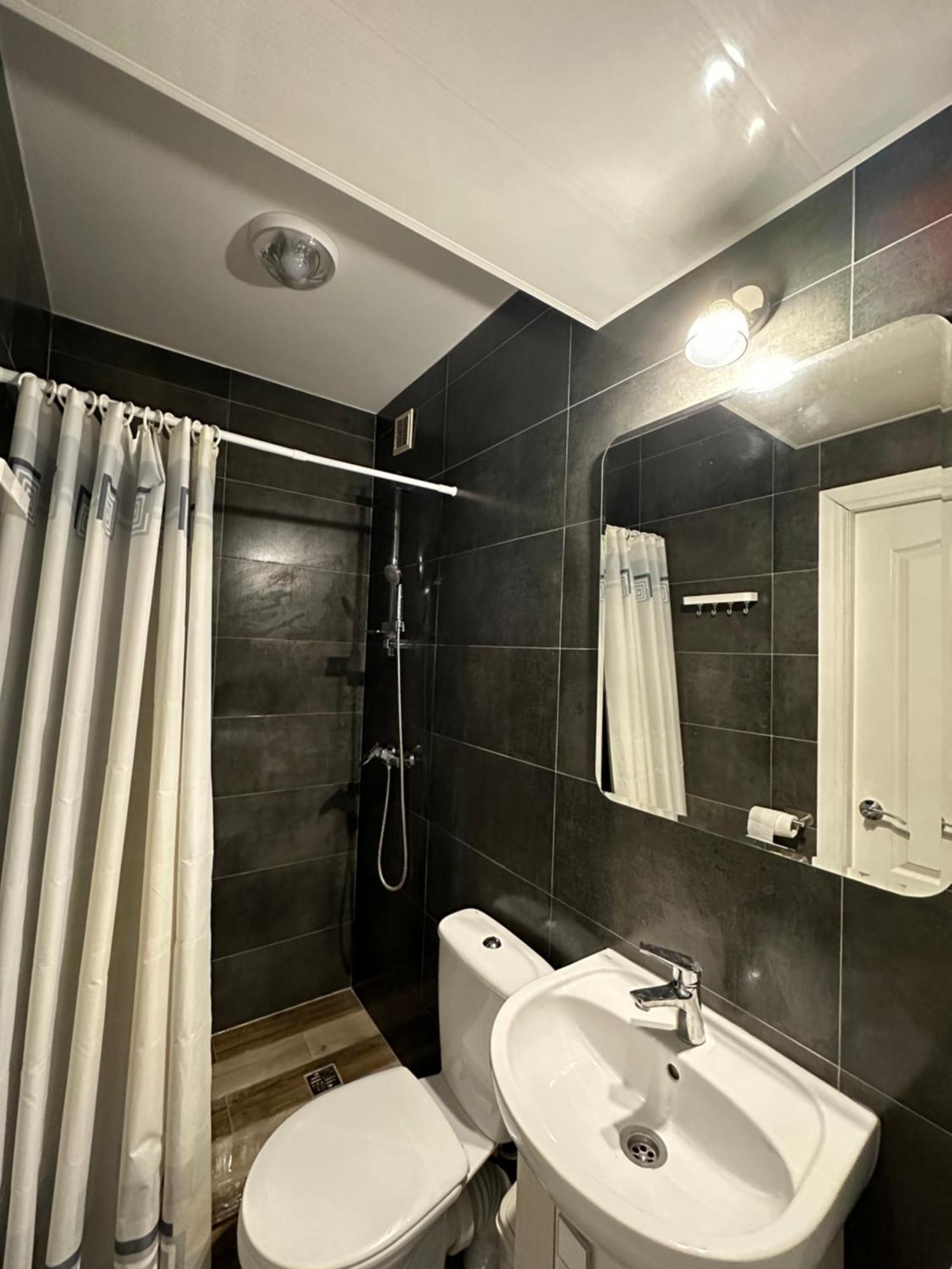 Levvv Apartment Λβιβ Εξωτερικό φωτογραφία